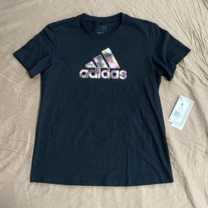 Womens adidas’s tee small